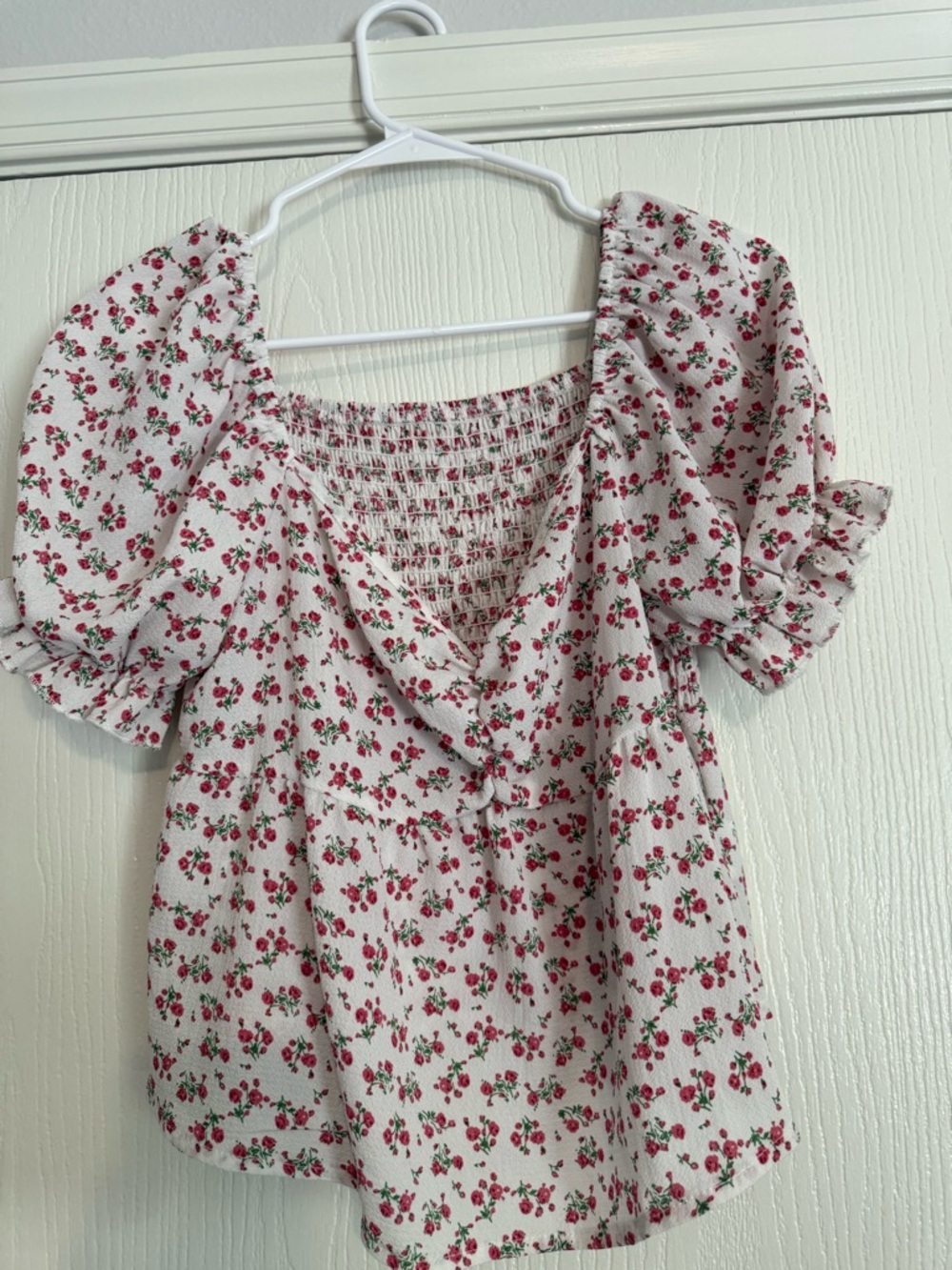 White Floral Puff-Sleeve Peasant Top - Red Print